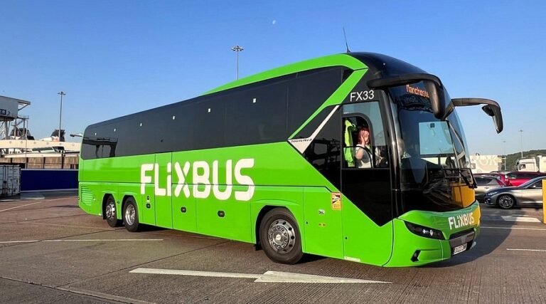 FlixBus UK/IT/FR: Affordable and Comfortable Travel Across Europe